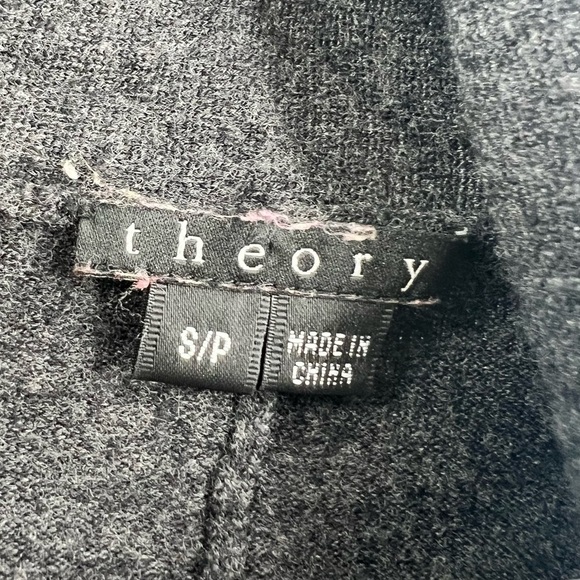 Theory grey cardigan duster size SP - Picture 2 of 8